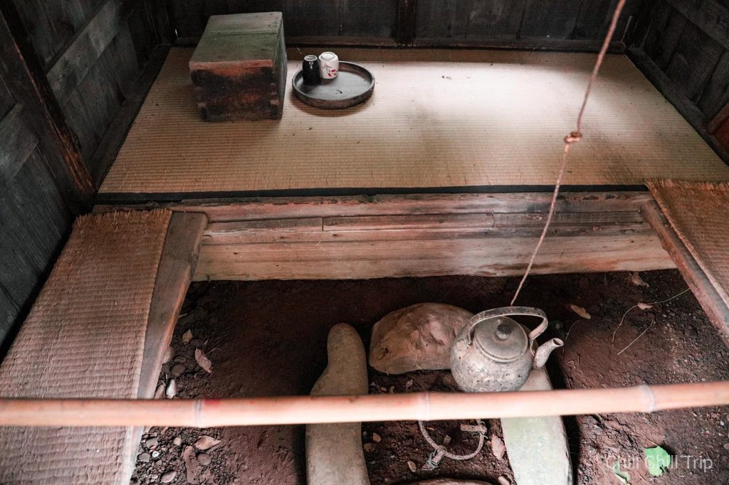 Japan-air Folf House Museum