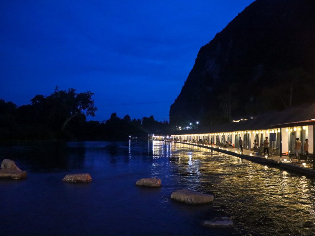 เรือนแพนาลี เมืองเฟือง